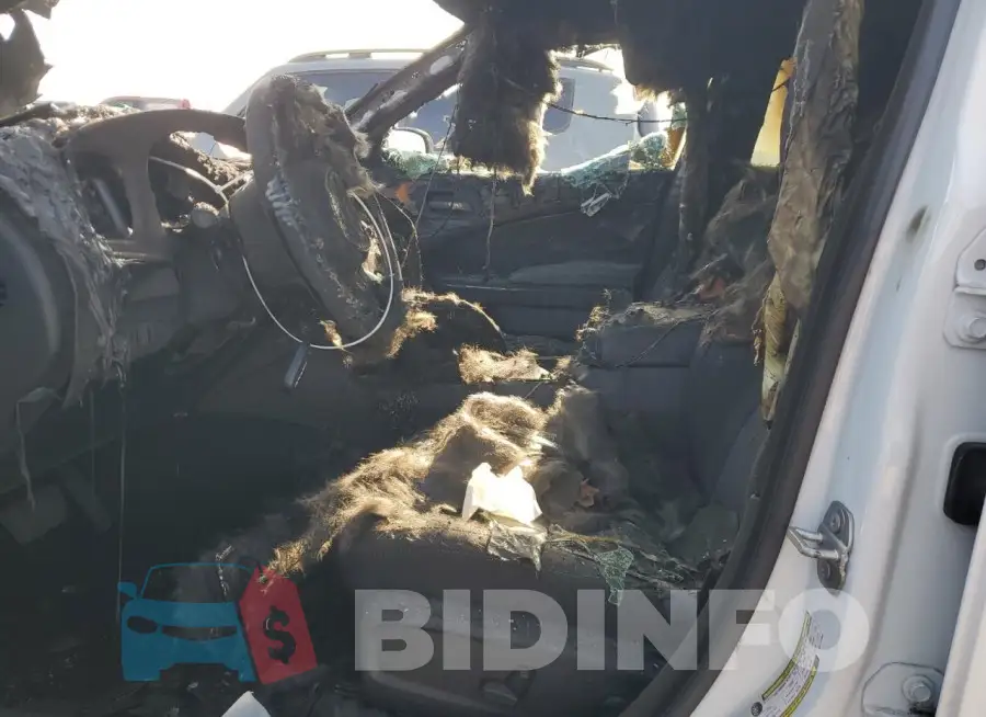 2C3CDXBG1NH142983 Photo# 7