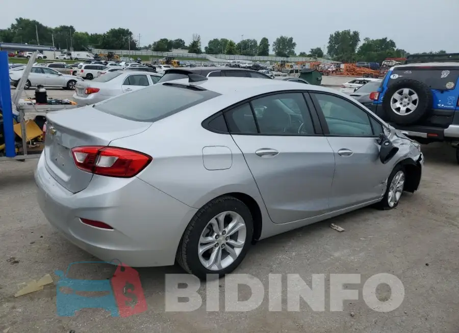 1G1BC5SM9K7126244 Photo# 3