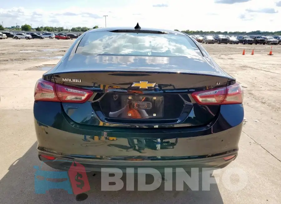 1G1ZD5ST2NF150527 Photo# 6