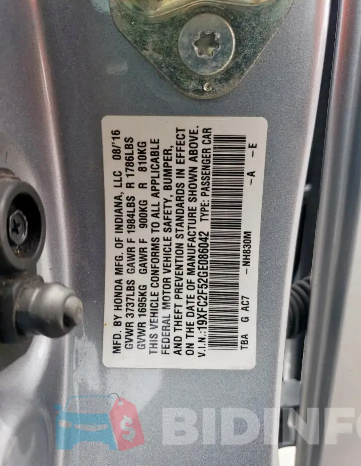 19XFC2F52GE086042 Photo# 13