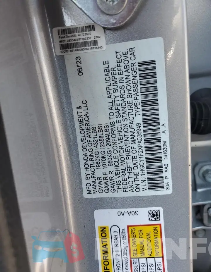 1HGCY1F2XPA036949 Photo# 12