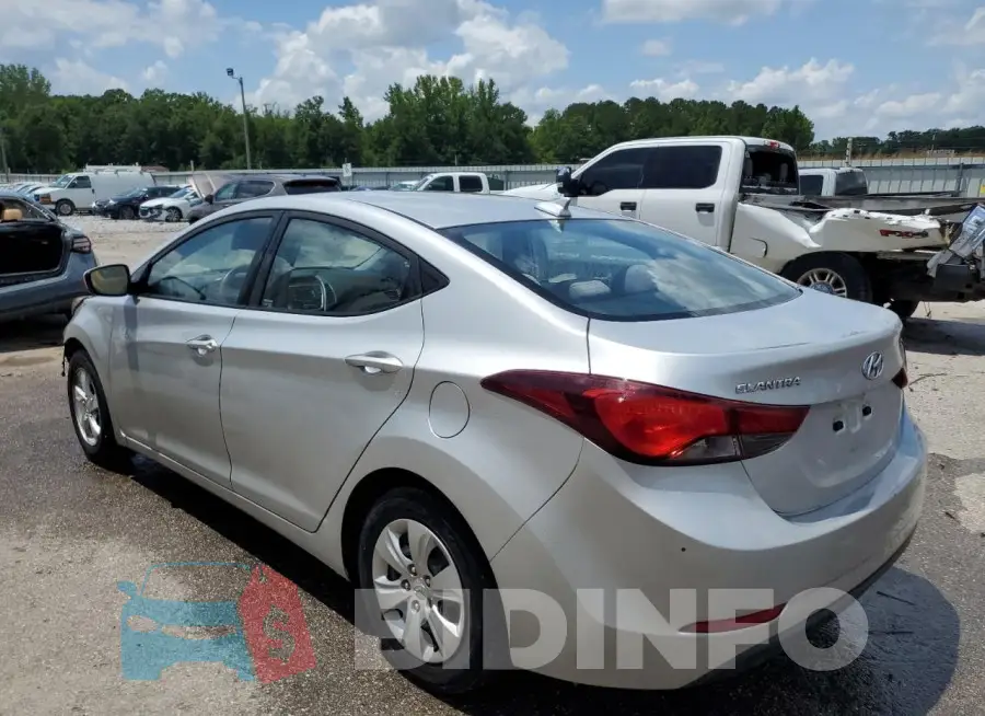 5NPDH4AE3GH752171 Photo# 2