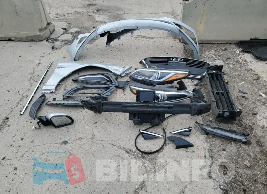 KMHE34L15HA054792 Photo# 12