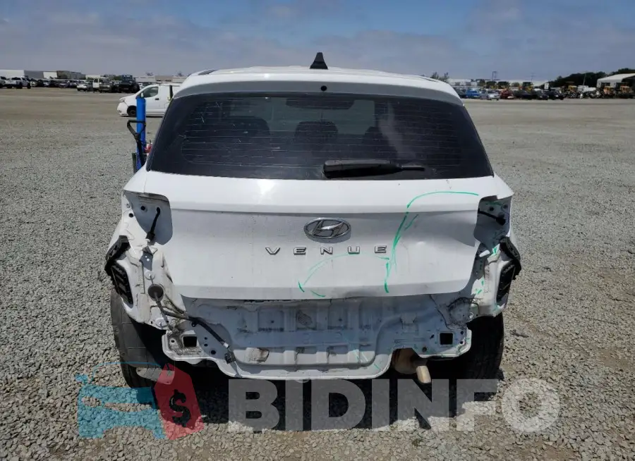 KMHRB8A38MU102388 Photo# 6