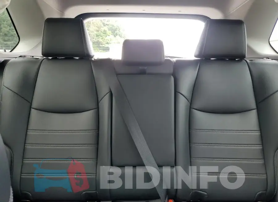 2T3A1RFV8KW082695 Photo# 10