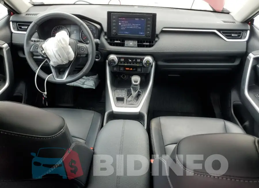 2T3A1RFV8KW082695 Photo# 8