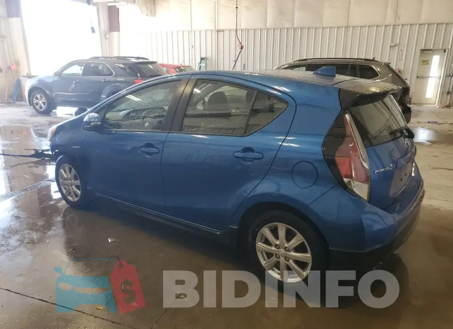 JTDKDTB3XH1590946 Photo# 2