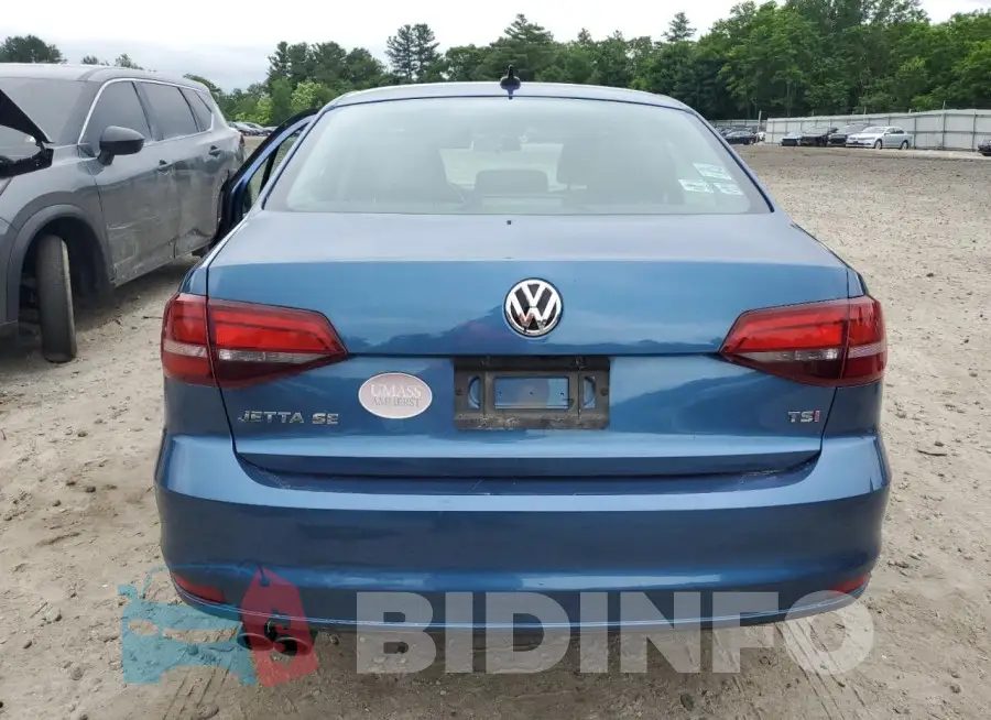 3VWB67AJ0HM266907 Photo# 6