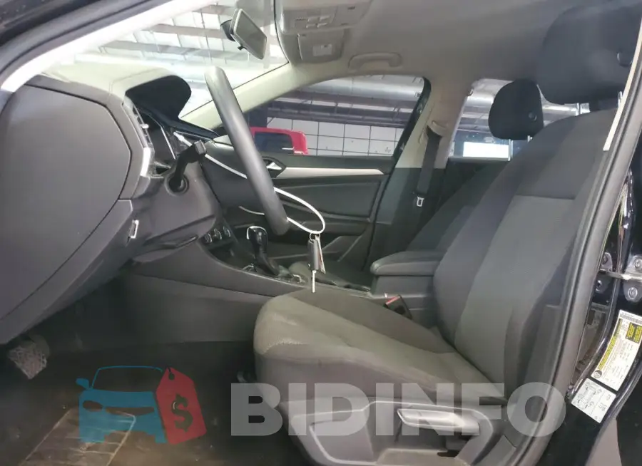 3VWC57BU2MM045643 Photo# 7