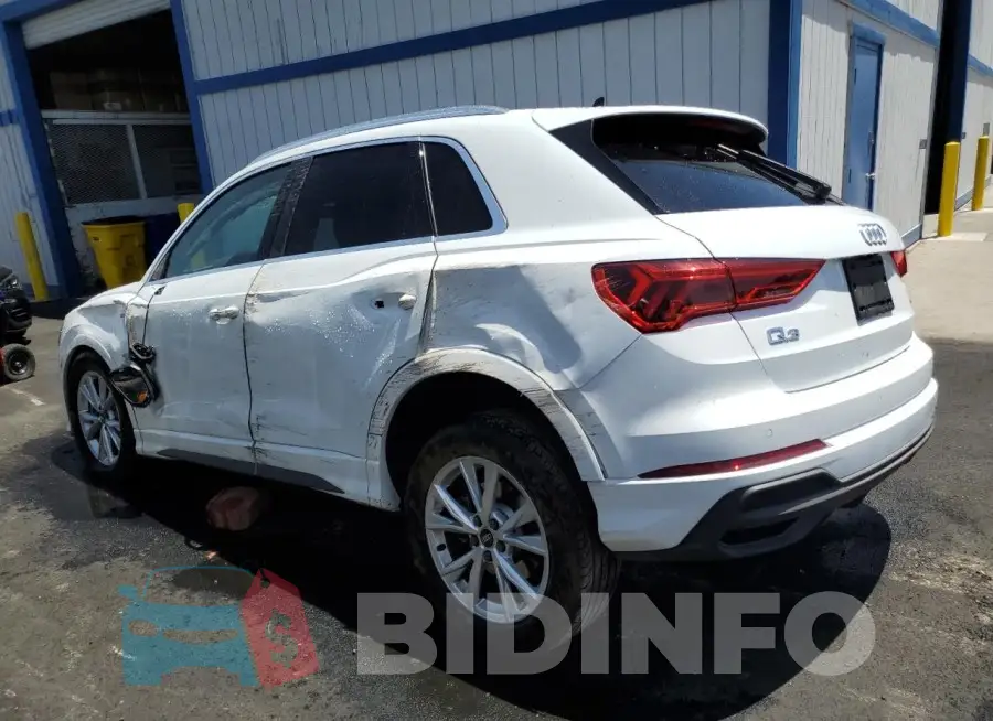 WA1DECF33S1014732 Photo# 2
