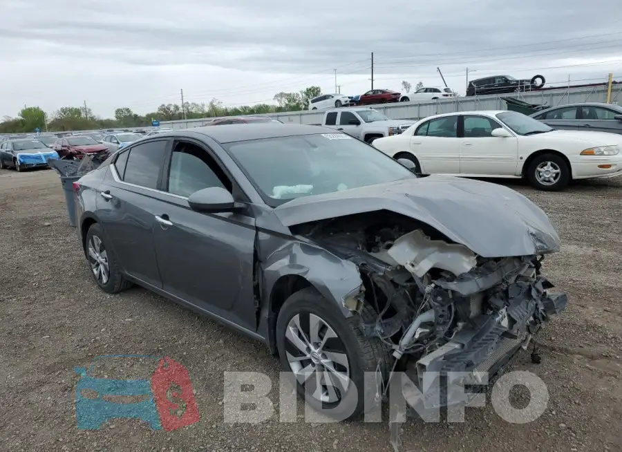 1N4BL4BV6KC126466 Photo# 4