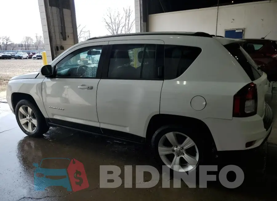 1C4NJCEA8GD614948 Photo# 2