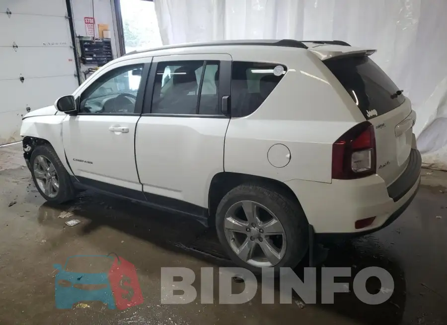 1C4NJDEB8HD176433 Photo# 2