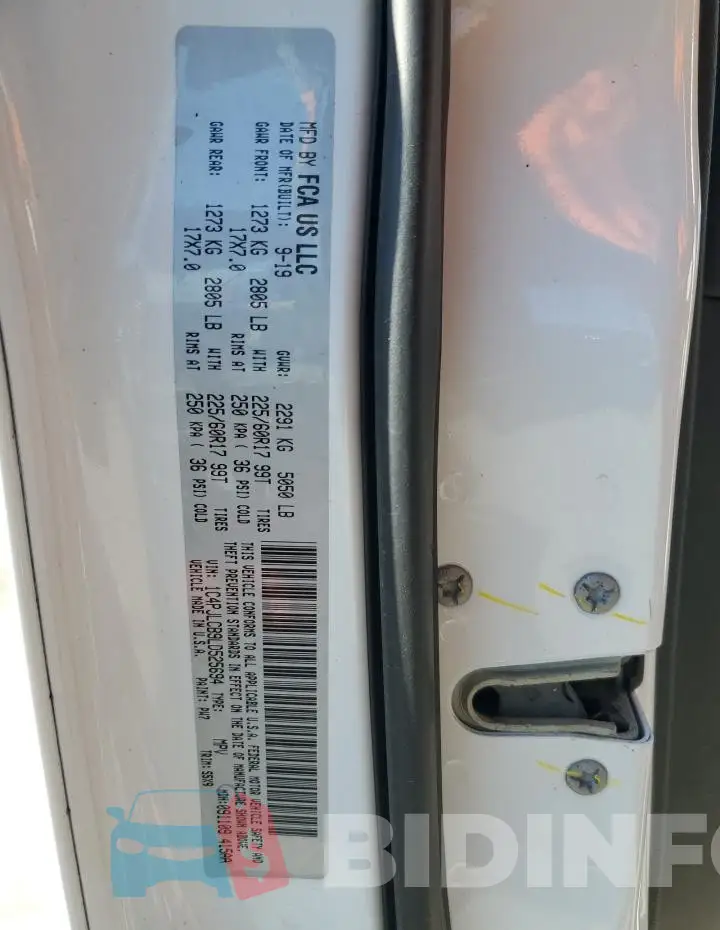1C4PJLCB9LD525694 Photo# 13