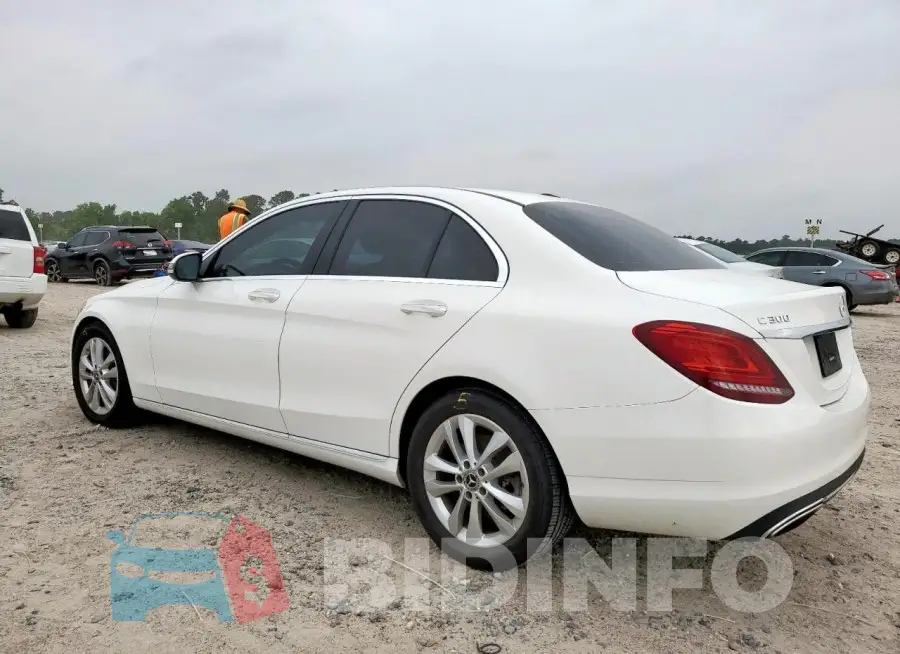 55SWF8DB8KU289859 Photo# 2