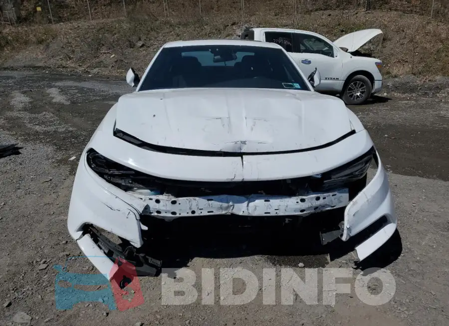 2C3CDXBG4KH640123 Photo# 5