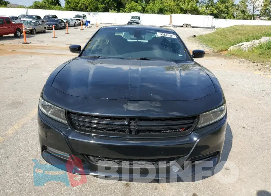 2C3CDXBG9PH531325 Photo# 5
