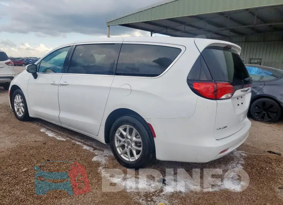 2C4RC1CGXNR105235 Photo# 2