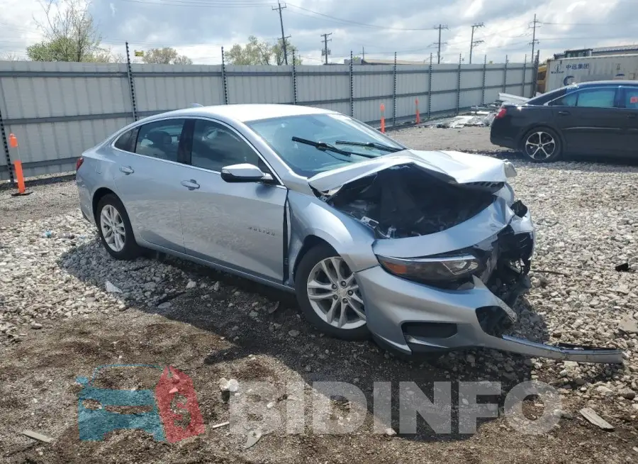 1G1ZD5ST7JF142417 Photo# 4