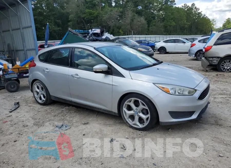 1FADP3K20GL213963 Photo# 4