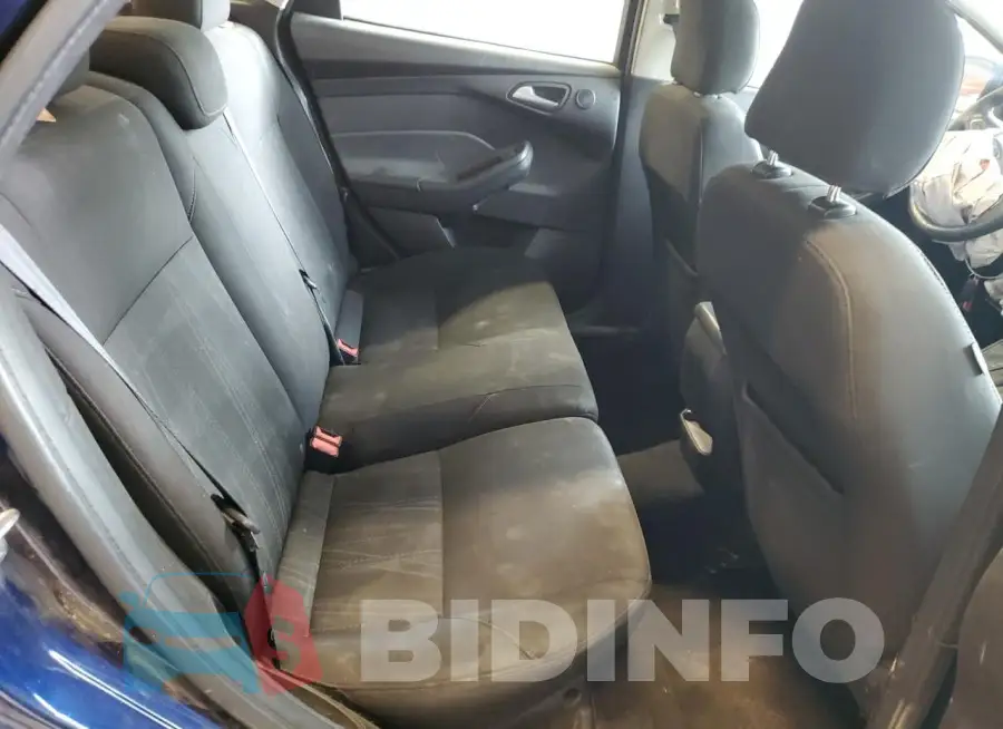 1FADP3M28HL253142 Photo# 10