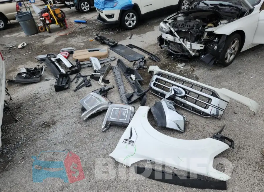 1FTFW1CD6NFB73300 Photo# 12