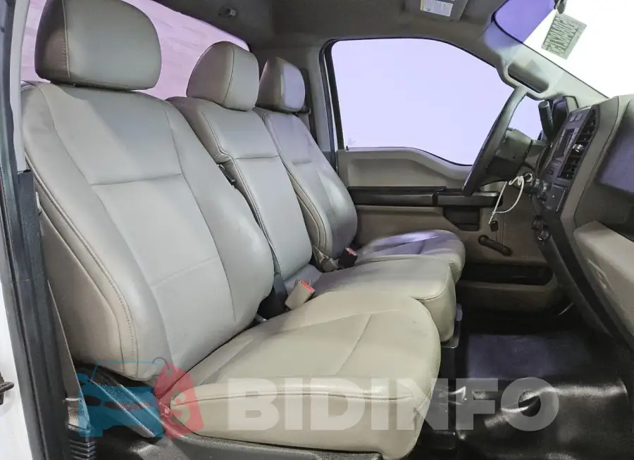 1FTMF1E89HKD44219 Photo# 10