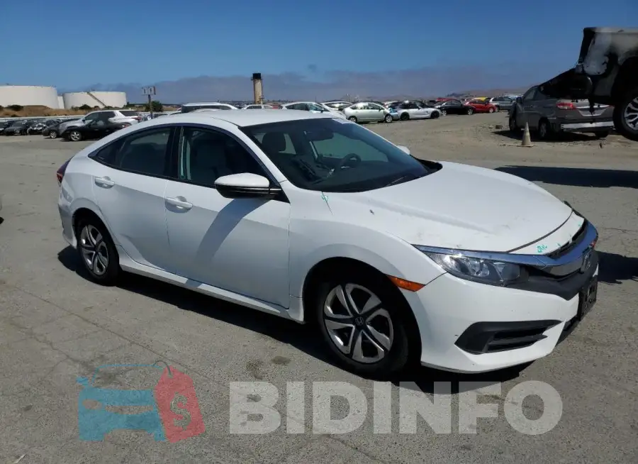19XFC2F53HE210837 Photo# 4