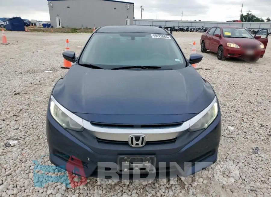 19XFC2F57GE050623 Photo# 5
