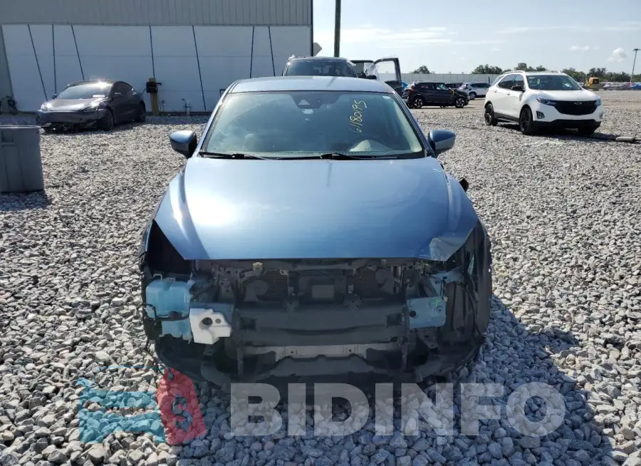 JM1BN1L7XH1102372 Photo# 5