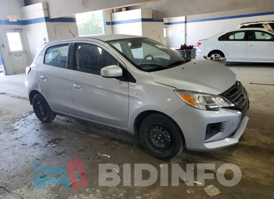 ML32AUHJ4RH034101 Photo# 4