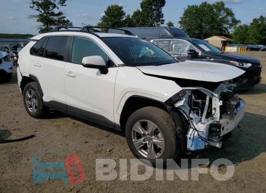 2T3P1RFV4RC459819 Photo# 4