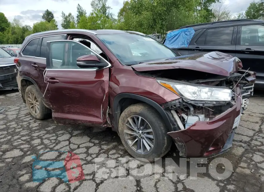 5TDJZRFH0JS874049 Photo# 4