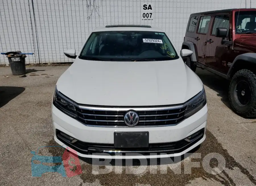 1VWBS7A32GC048349 Photo# 5