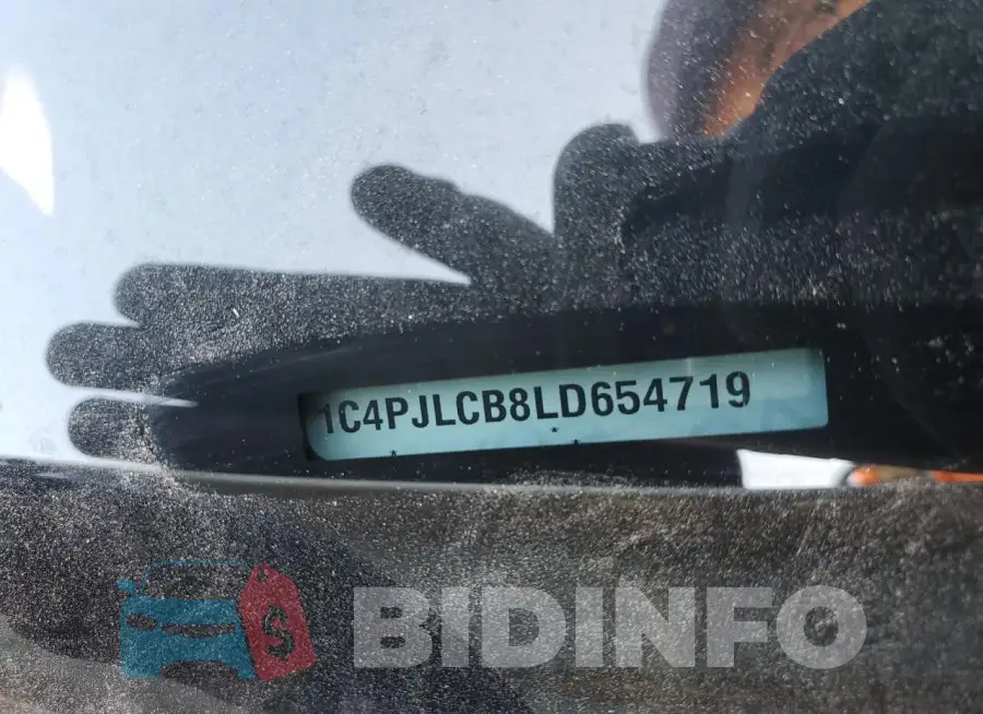 1C4PJLCB8LD654719 Photo# 13