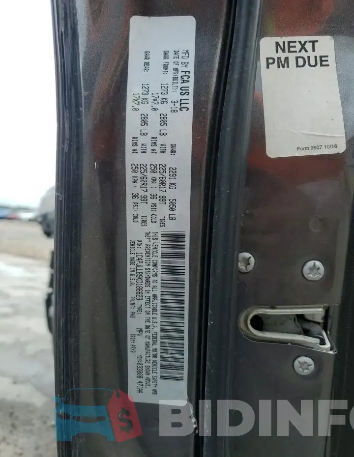 1C4PJLLB9KD186823 Photo# 13