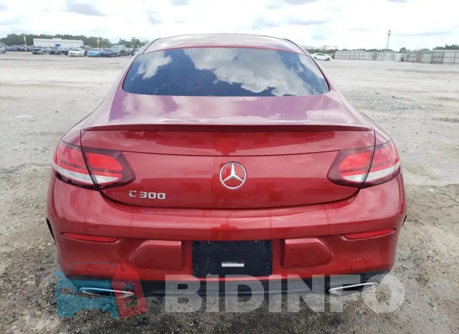 WDDWJ8DB2KF926164 Photo# 6