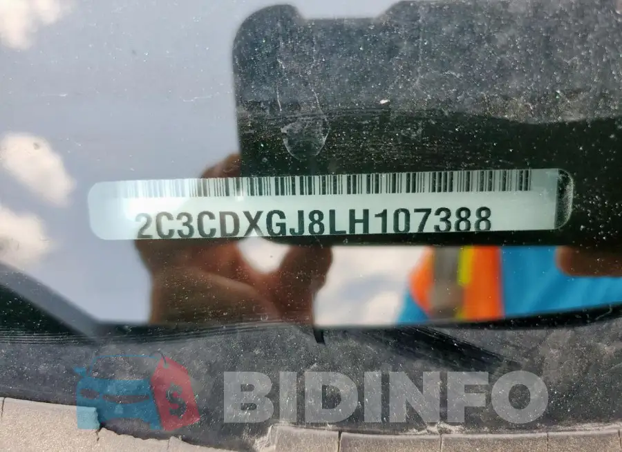 2C3CDXGJ8LH107388 Photo# 12