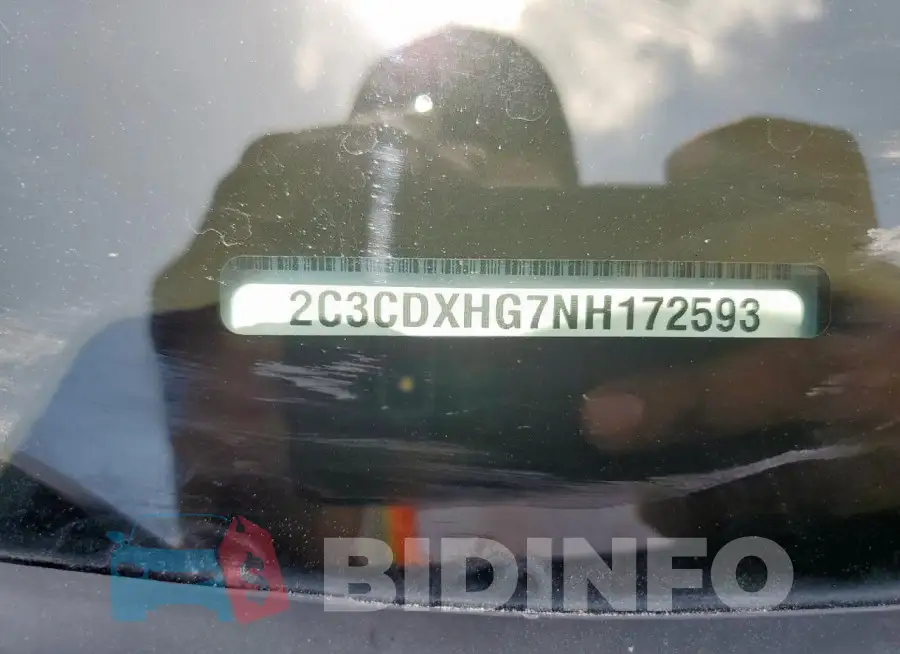 2C3CDXHG7NH172593 Photo# 12