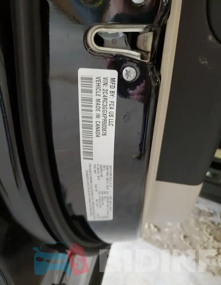 2C4RC3GGXPR503876 Photo# 13
