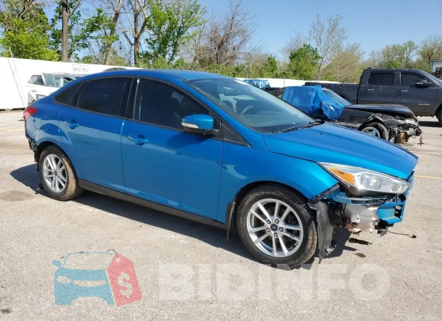 1FADP3F26GL253586 Photo# 4