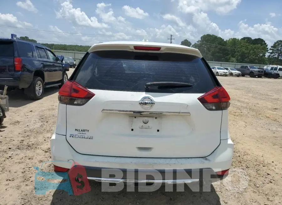 KNMAT2MT5HP553869 Photo# 6 KNMAT2MT5HP553869 Photo# 6
