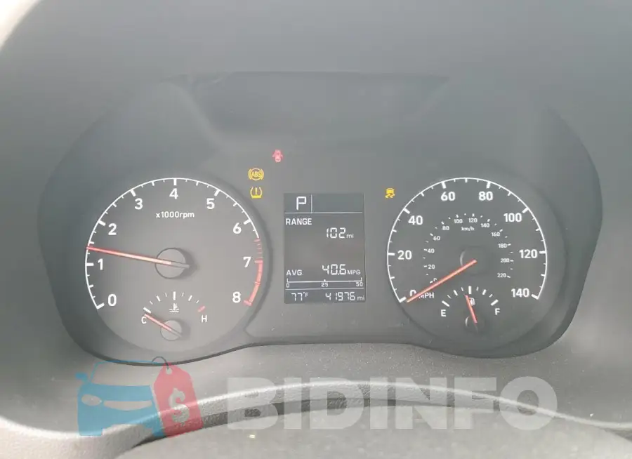 3KPC24A35KE069817 Photo# 9
