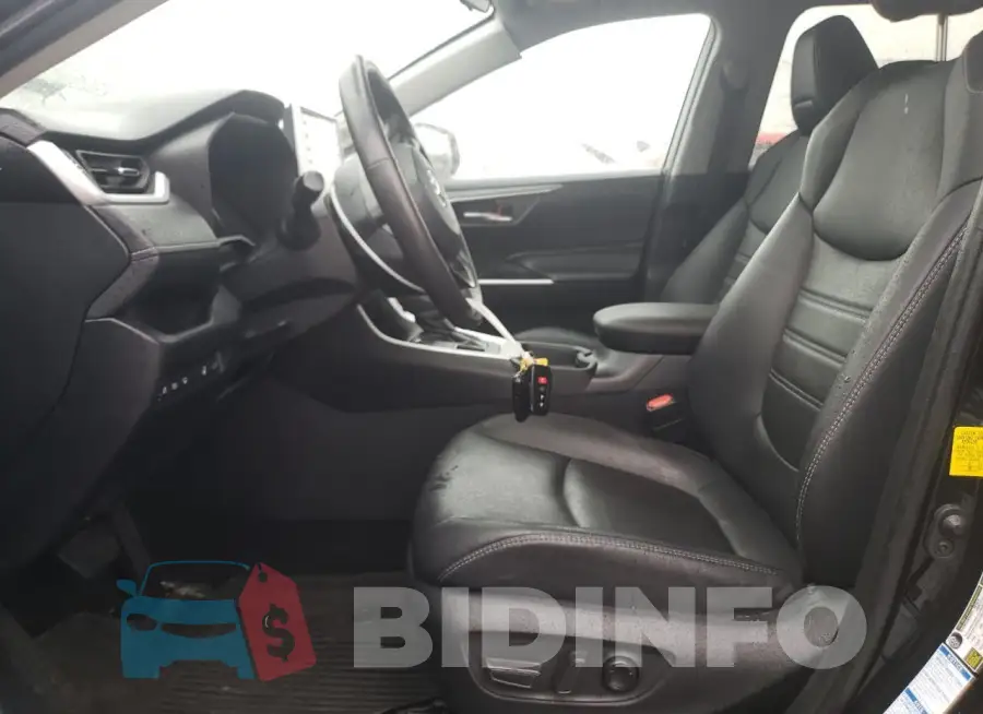 2T3A1RFV8LC123961 Photo# 7