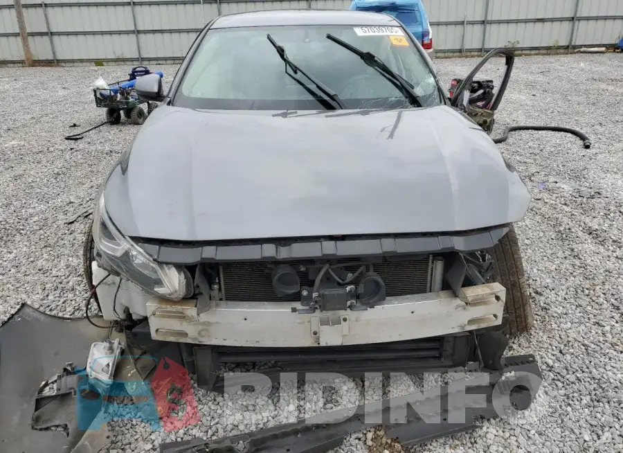 1N4BL4BV1KC120316 Photo# 5