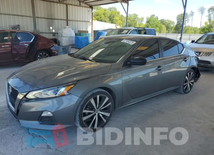 1N4BL4CV5LN310284 Photo# 1