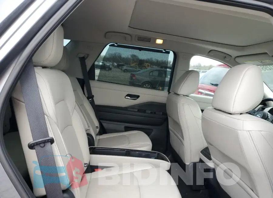 5N1DR3CD4PC248943 Photo# 11