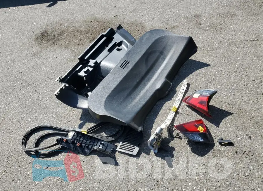 JN8AT2MT2HW145890 Photo# 13