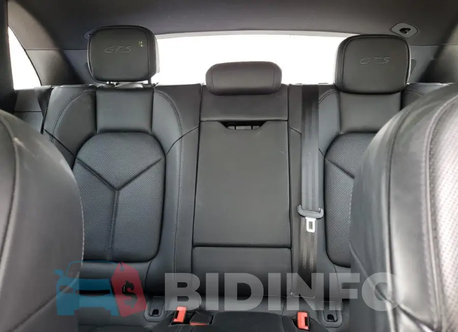 WP1AG2A50MLB52482 Photo# 10
