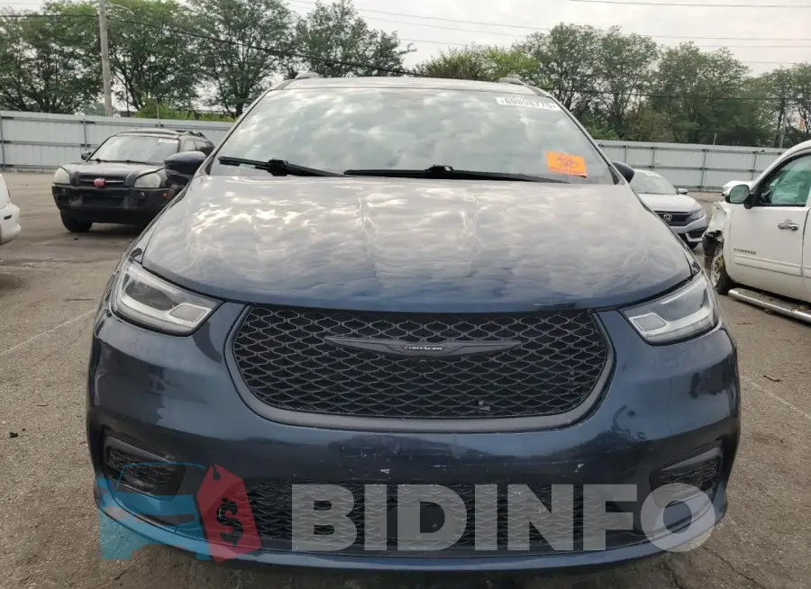 2C4RC3BG5MR567696 Photo# 5